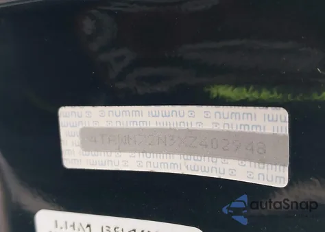 1999 Toyota Tacoma из США, поврежденный, VIN 4TAWN72N3XZ402948